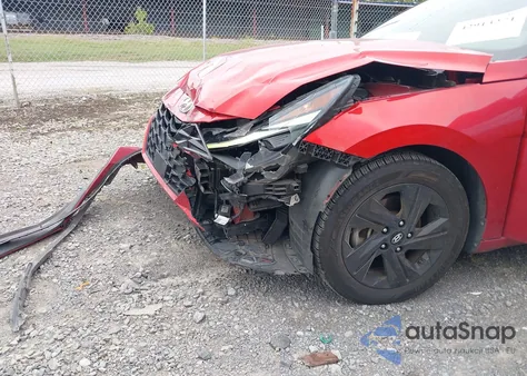 2021 Hyundai Elantra Sel z USA, uszkodzony, nr VIN 5NPLS4AG7MH005229